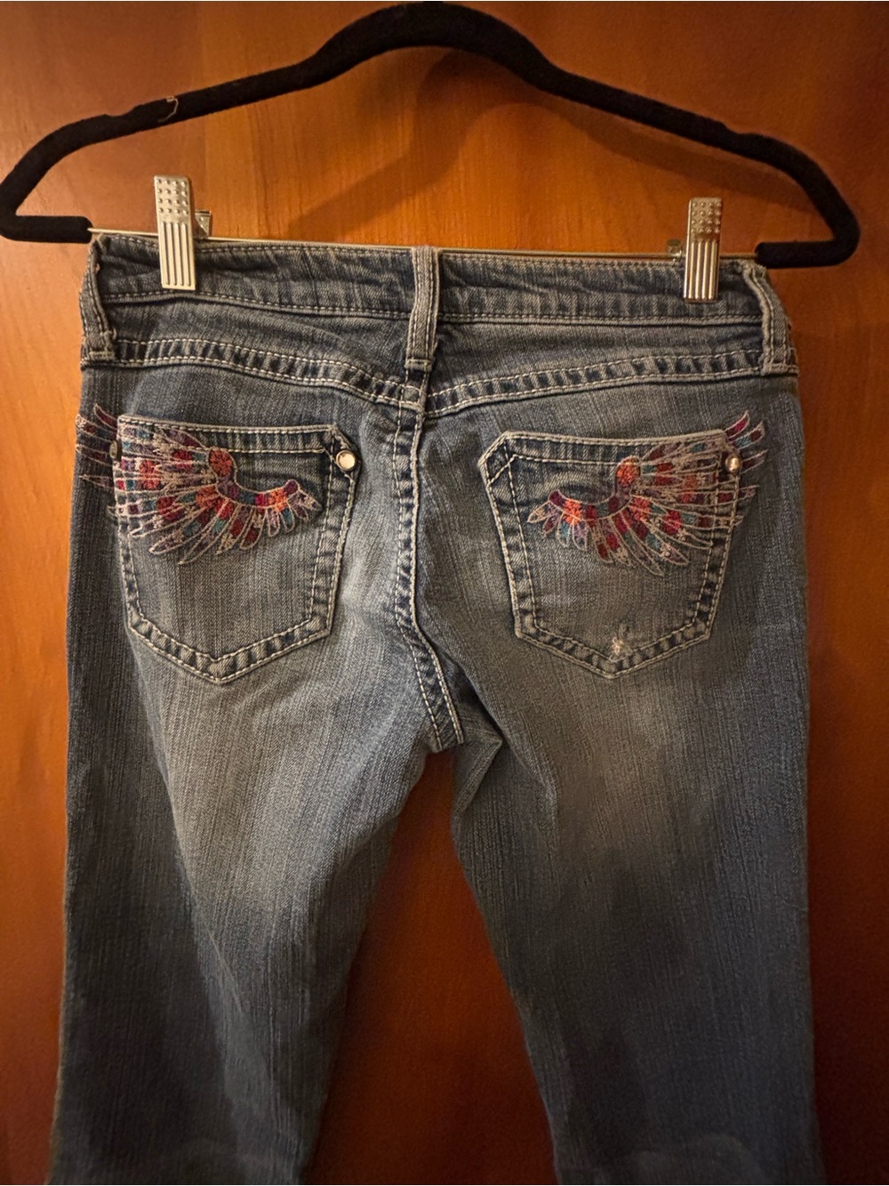 Wrangler Rock 47 Boot Cut Jeans with Embroidered Wing Pockets